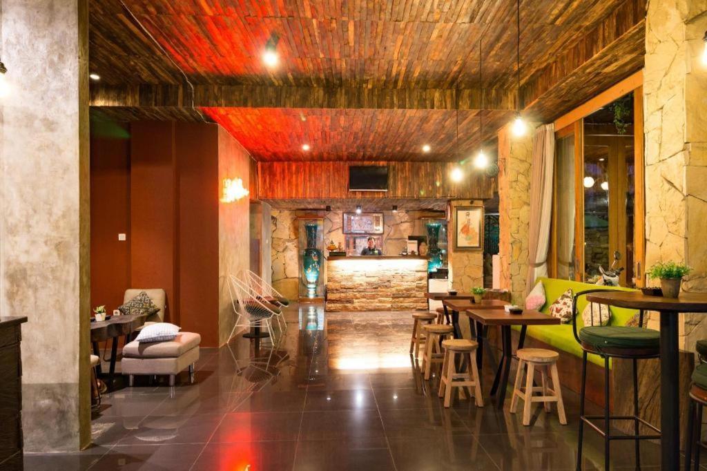 Hadi Poetra Hotel Кута Экстерьер фото