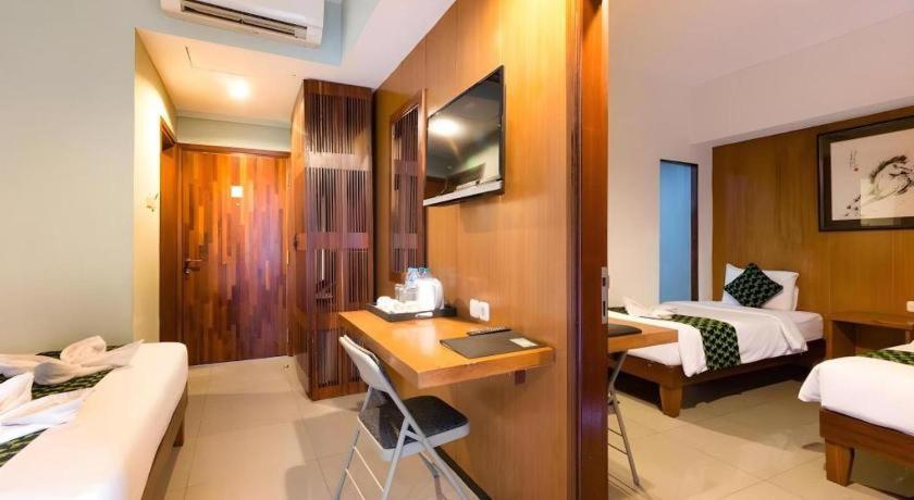 Hadi Poetra Hotel Кута Экстерьер фото